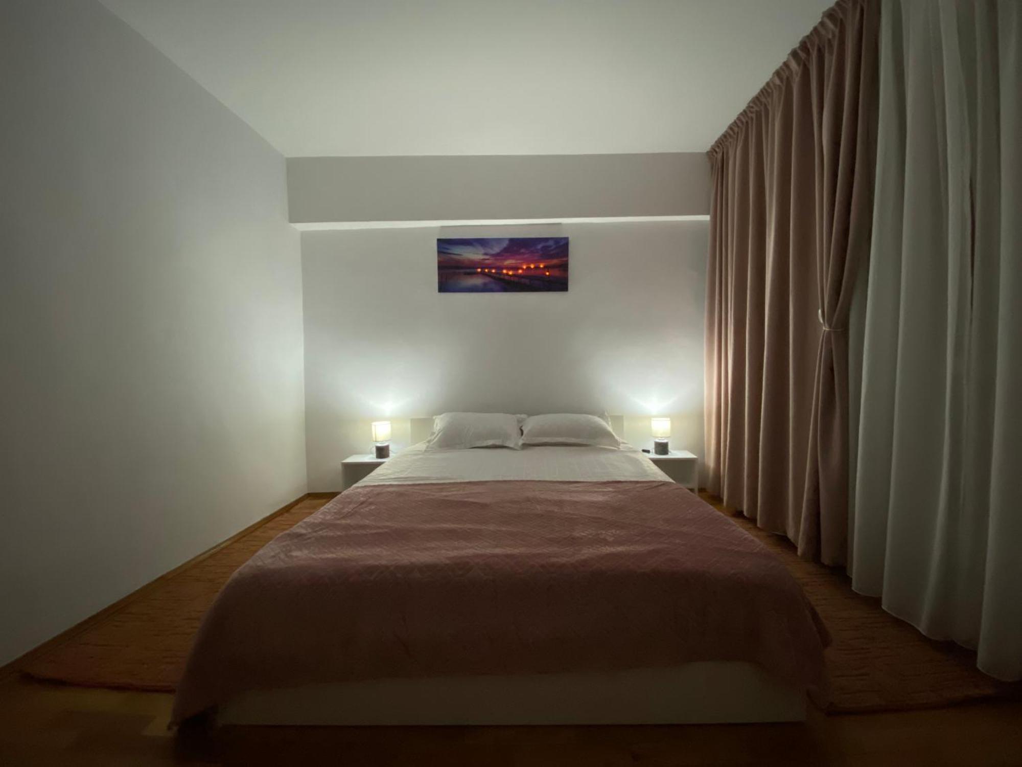 Central Relaxation Apartment Bukarest Exteriör bild