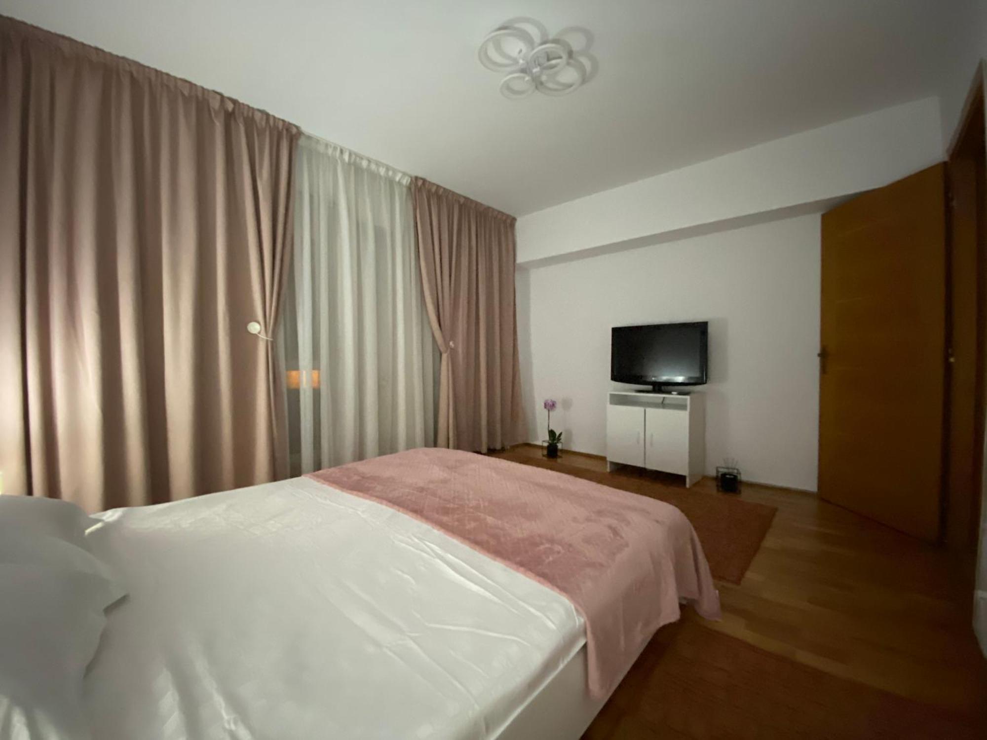 Central Relaxation Apartment Bukarest Exteriör bild